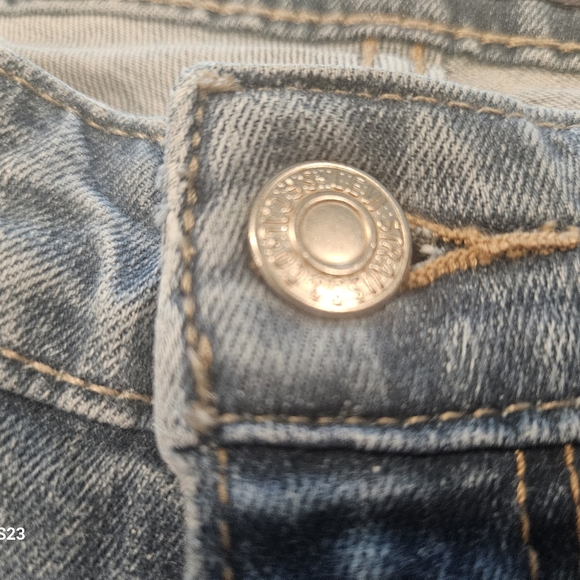 Levis MidRise Skinny Jeans Women's  Size 12 Light Blue - Picture 7 of 13